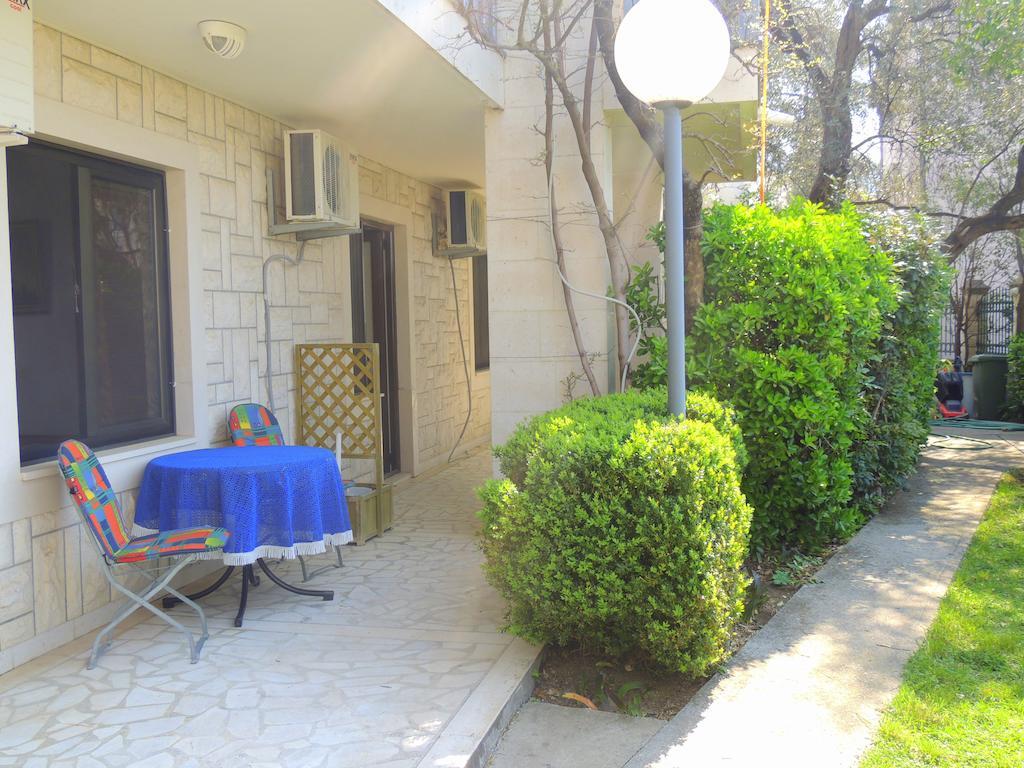 בודווה Rooms Villa Desa חדר תמונה