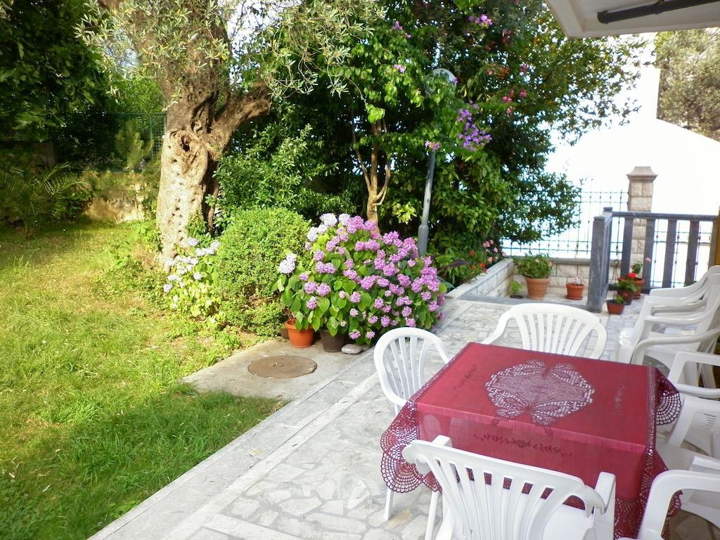בודווה Rooms Villa Desa חדר תמונה