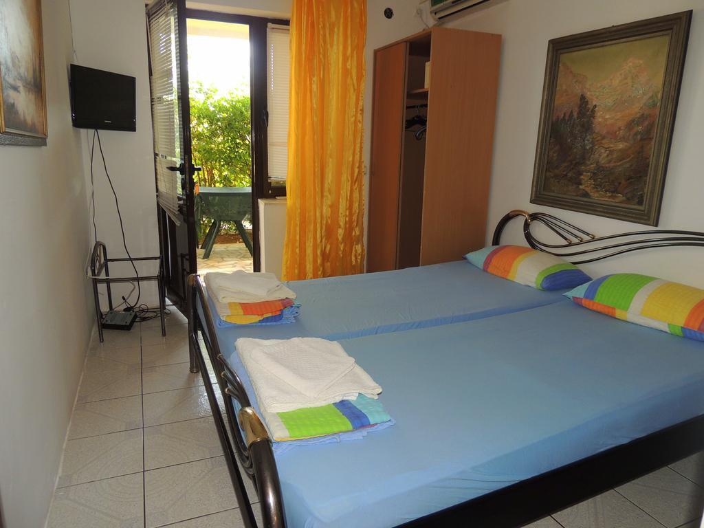 בודווה Rooms Villa Desa מראה חיצוני תמונה