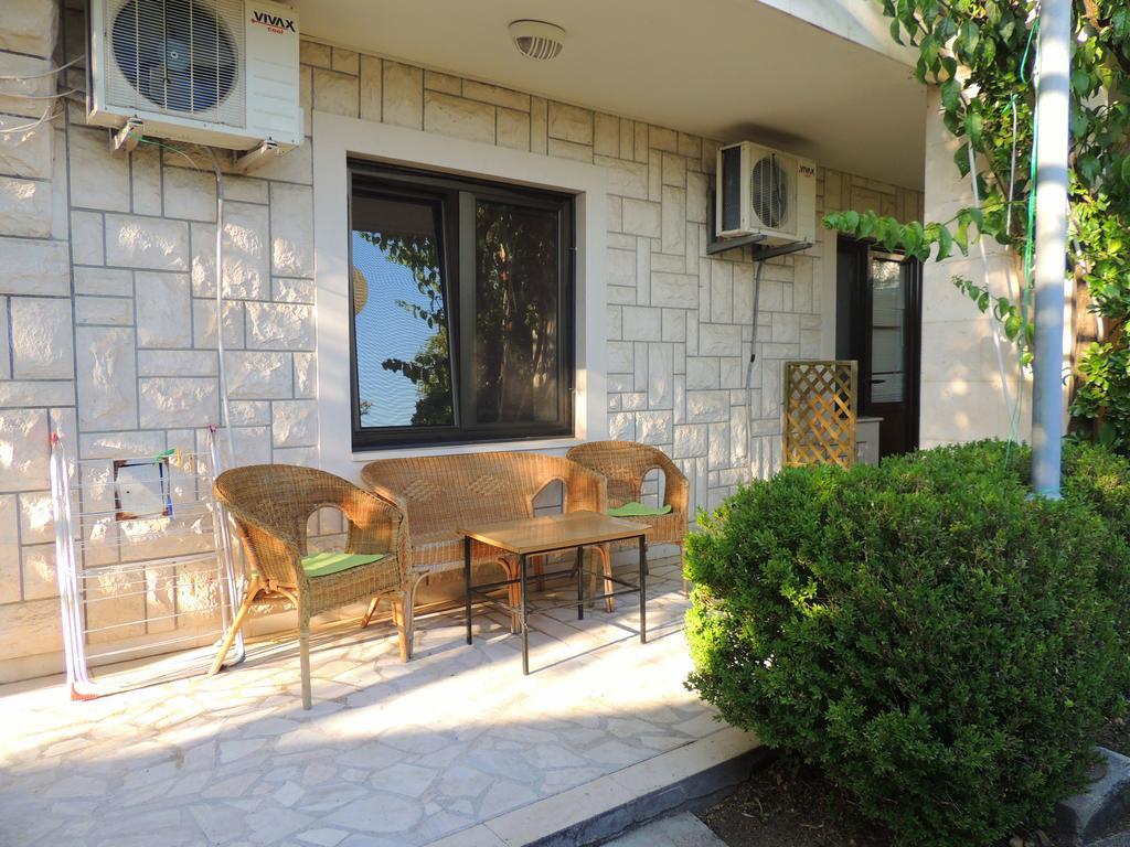 בודווה Rooms Villa Desa מראה חיצוני תמונה
