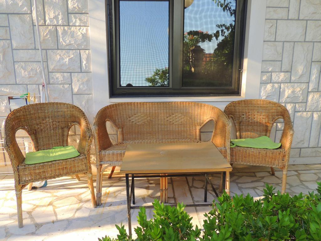בודווה Rooms Villa Desa מראה חיצוני תמונה