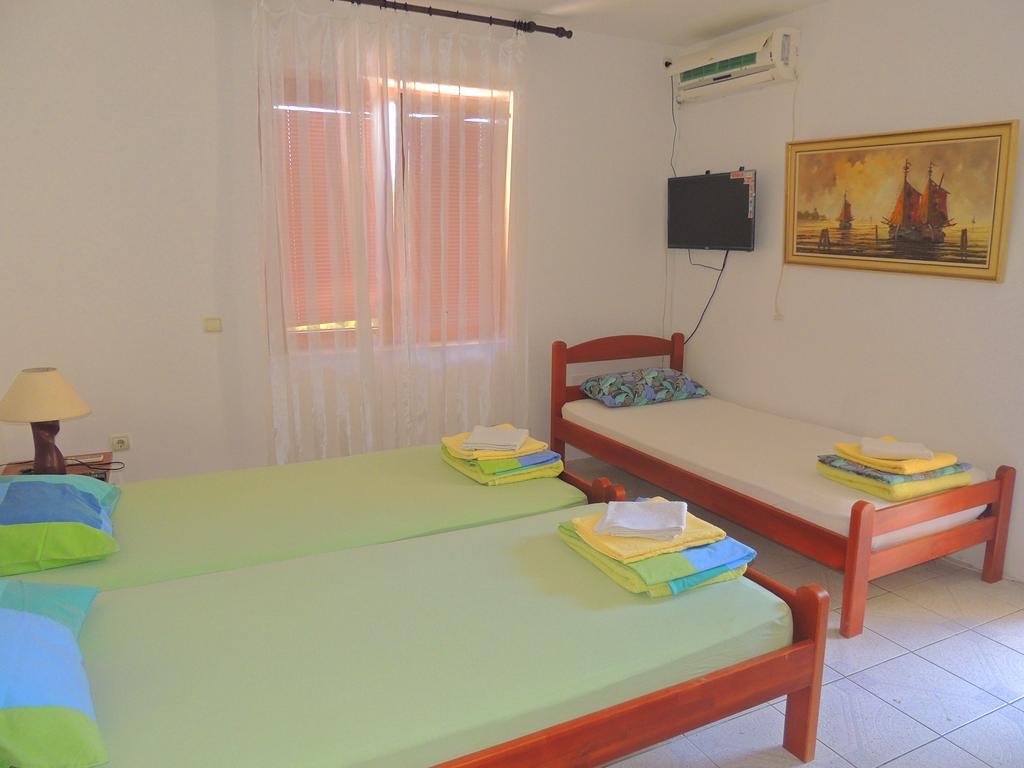 בודווה Rooms Villa Desa מראה חיצוני תמונה