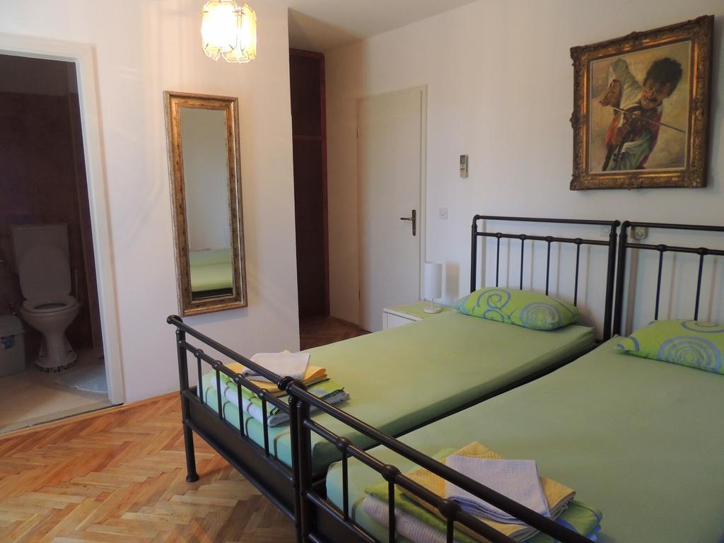 בודווה Rooms Villa Desa מראה חיצוני תמונה