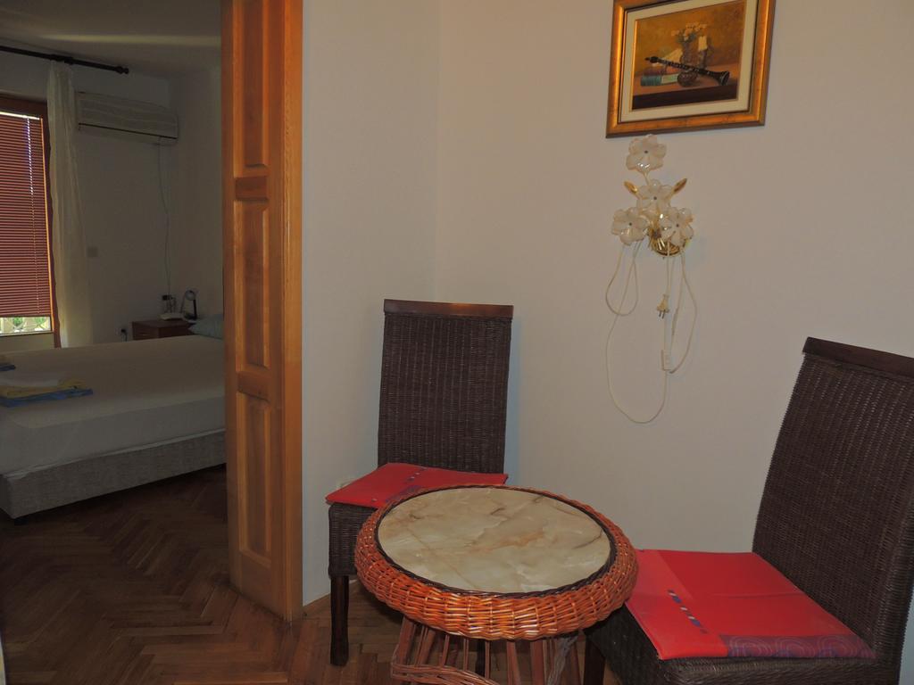 בודווה Rooms Villa Desa מראה חיצוני תמונה