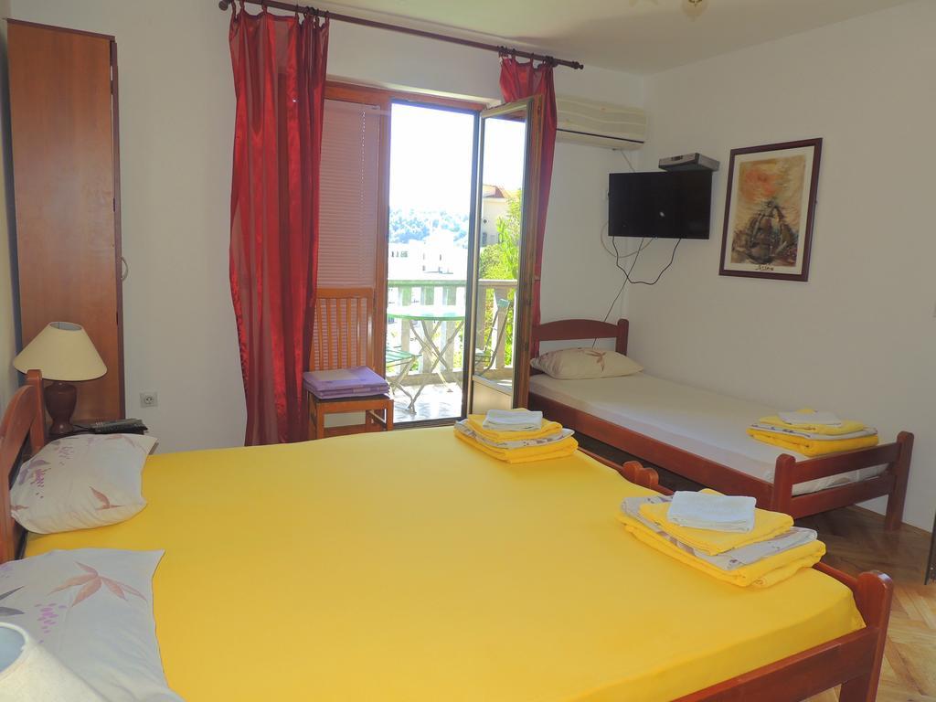 בודווה Rooms Villa Desa מראה חיצוני תמונה