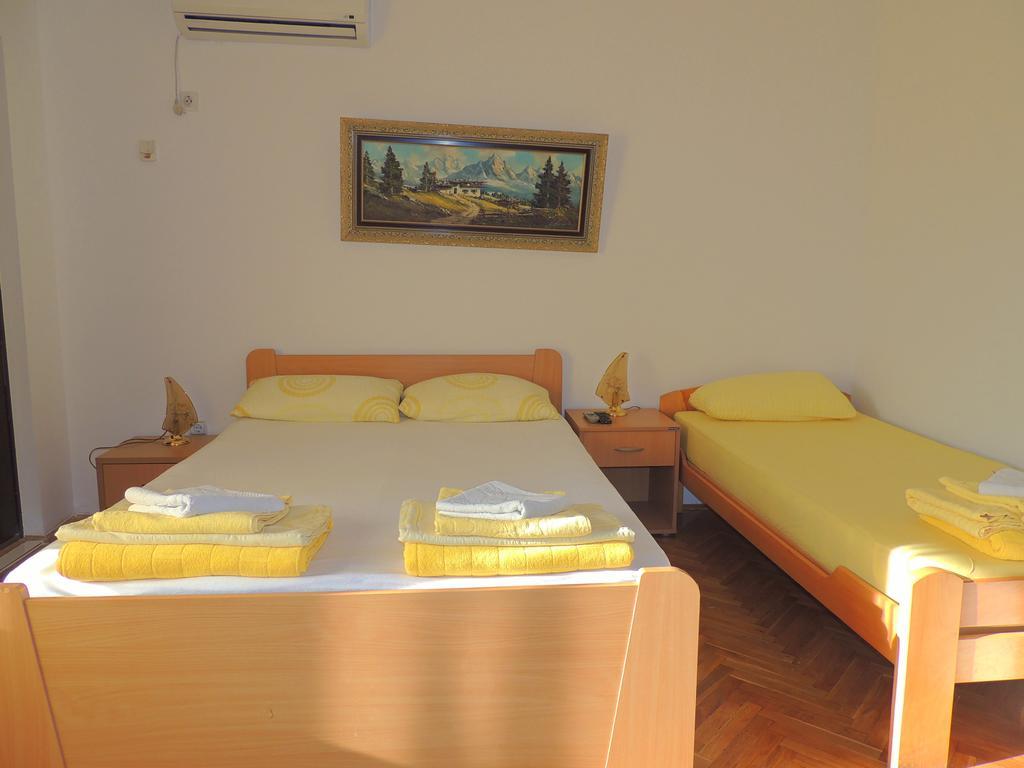 בודווה Rooms Villa Desa מראה חיצוני תמונה